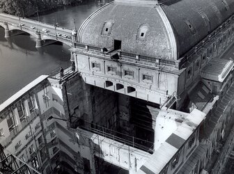 1-View from above before repair Image 'National Theatre, Prague'